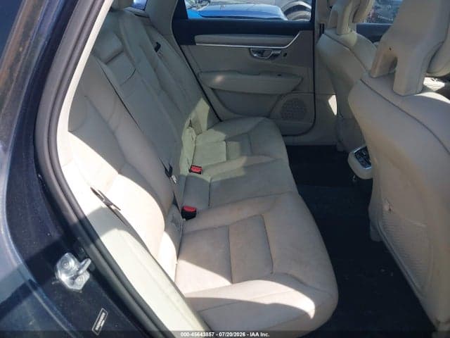 2017 VOLVO S90 T6 MOMENTUM 8
