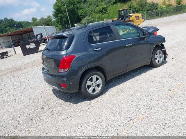 2017 CHEVROLET TRAX LT 4