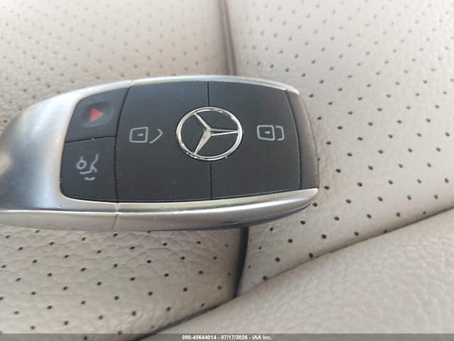2020 MERCEDES-BENZ GLC 300 11