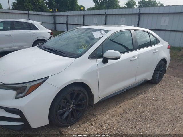 2024 TOYOTA COROLLA SE 2