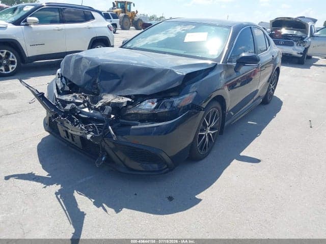 2023 TOYOTA CAMRY SE AWD 2