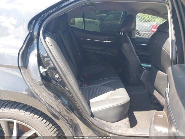 2023 TOYOTA CAMRY SE AWD 8