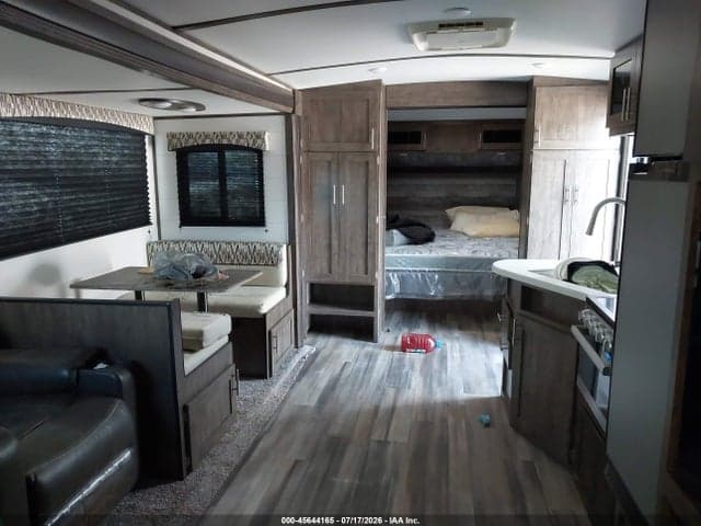 2021 RIIT INTREPID 279 5