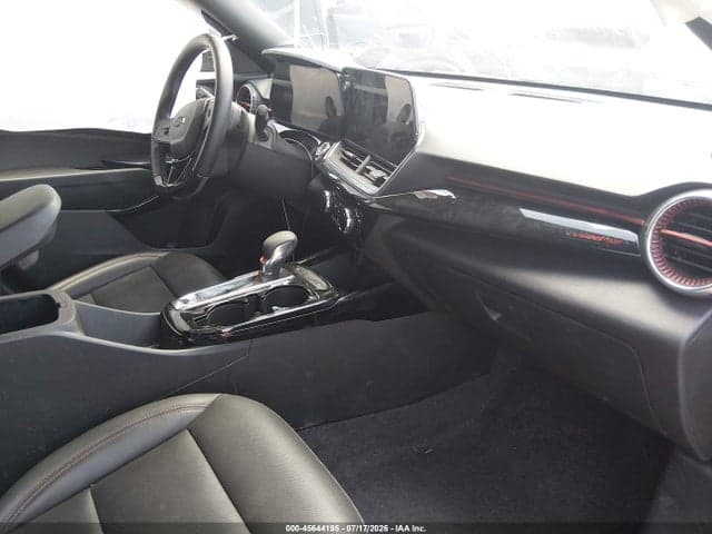 2025 CHEVROLET TRAX FWD 2RS 5