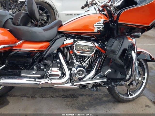 2022 HARLEY-DAVIDSON FLTRKSE 8