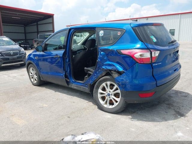 2017 FORD ESCAPE S 3