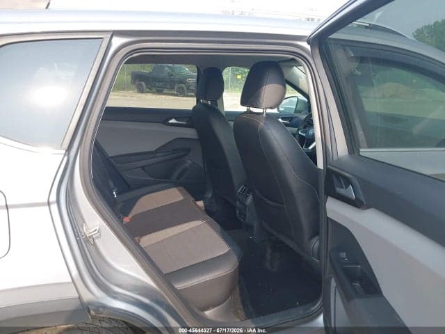 2022 VOLKSWAGEN TAOS 1.5T SE 8