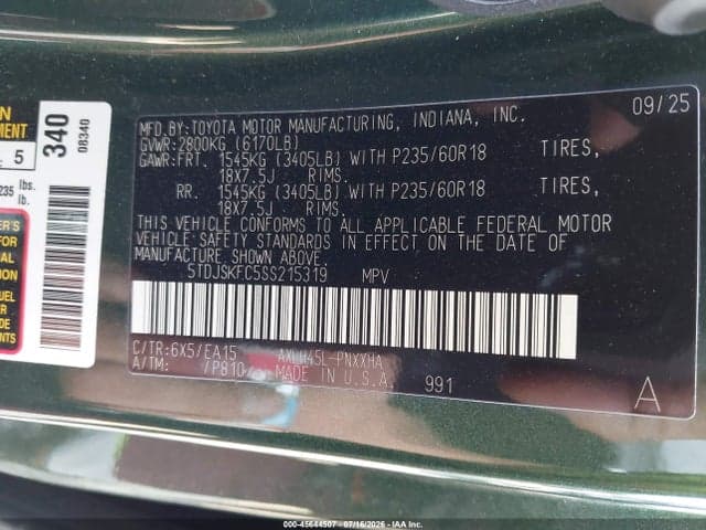 2025 TOYOTA SIENNA XLE 9