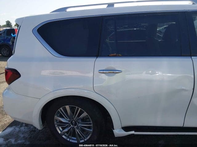 2021 INFINITI QX80 LUXE 16