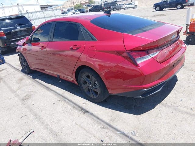 2021 HYUNDAI ELANTRA SEL 3