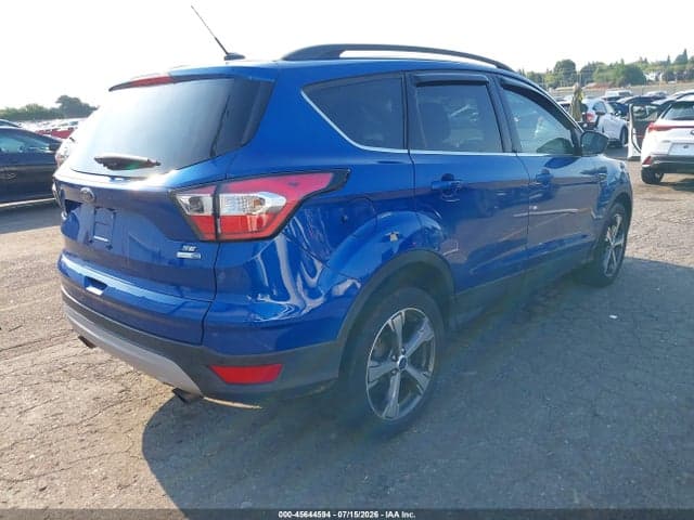 2017 FORD ESCAPE SE 4