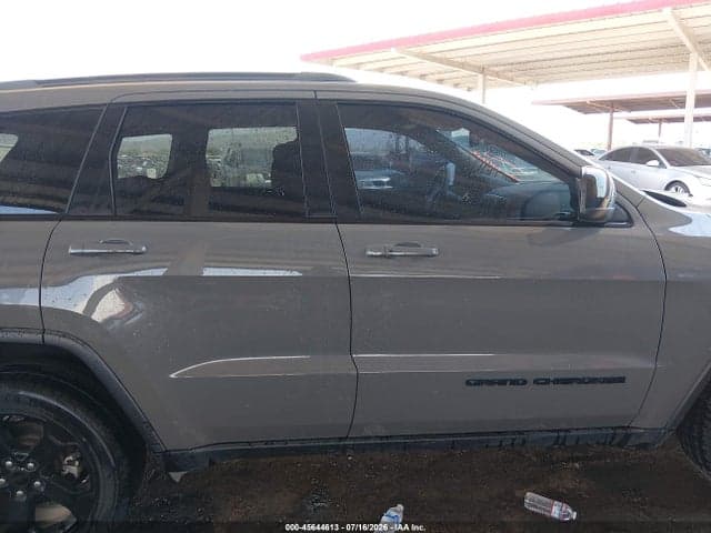 2019 JEEP GRAND CHEROKEE UPLAND 4X2 13