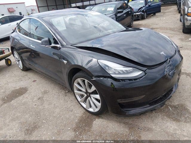 2018 TESLA MODEL 3 1