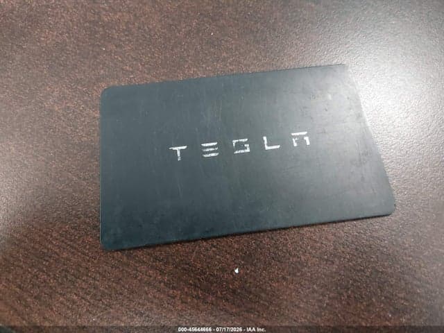 2018 TESLA MODEL 3 10