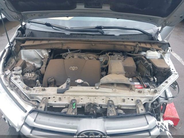 2019 TOYOTA HIGHLANDER XLE 10