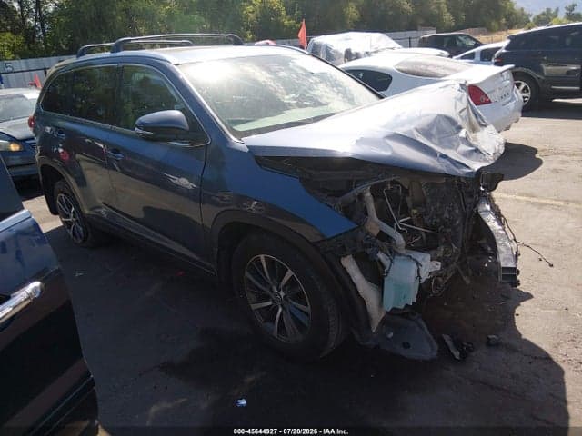 2017 TOYOTA HIGHLANDER XLE - 1