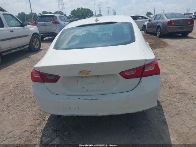 2017 CHEVROLET MALIBU 1LT 16