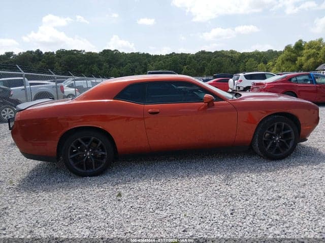 2022 DODGE CHALLENGER SXT 13