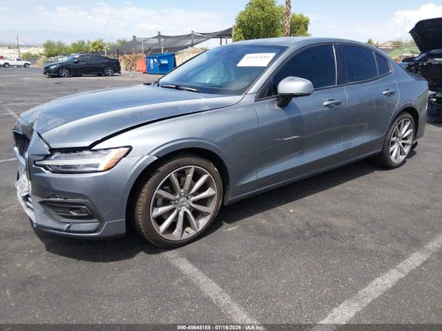 2021 VOLVO S60 T5 MOMENTUM 2