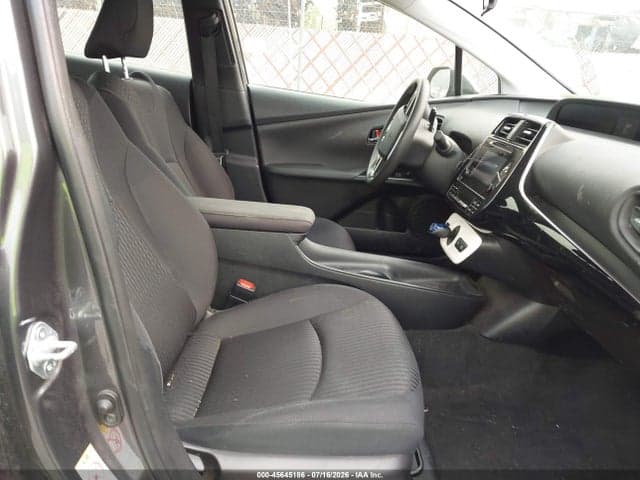 2017 TOYOTA PRIUS TWO 5
