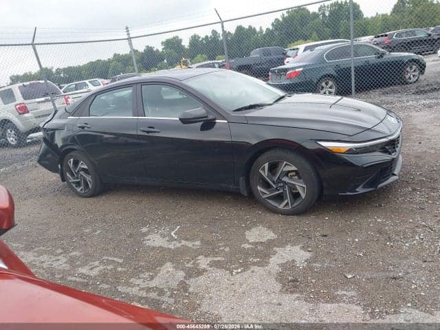 2024 HYUNDAI ELANTRA SEL 13