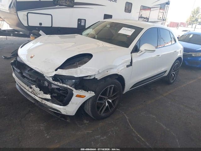 2023 PORSCHE MACAN T 2