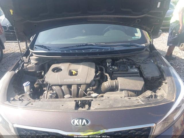 2017 KIA FORTE LX 10