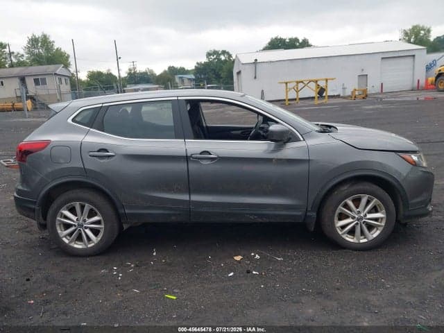 2019 NISSAN ROGUE SPORT S 13