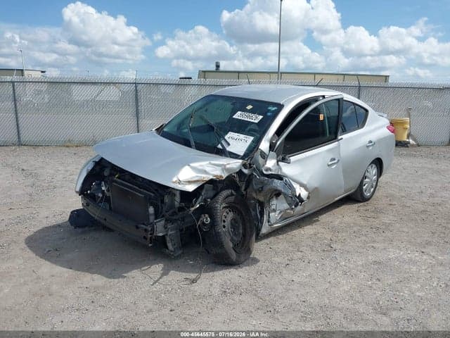 2017 NISSAN VERSA 1.6 SV 2