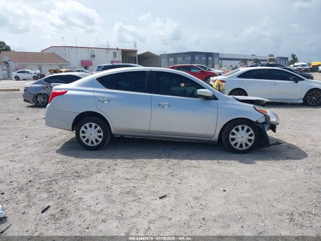 2017 NISSAN VERSA 1.6 SV 13