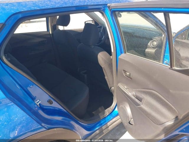 2024 NISSAN KICKS S XTRONIC CVT 8