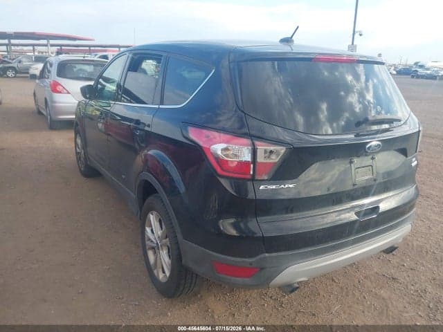 2017 FORD ESCAPE SE 3