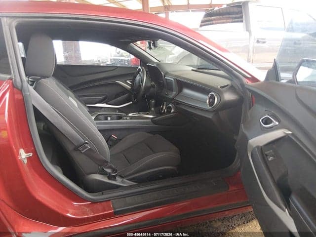 2017 CHEVROLET CAMARO 1LT 5