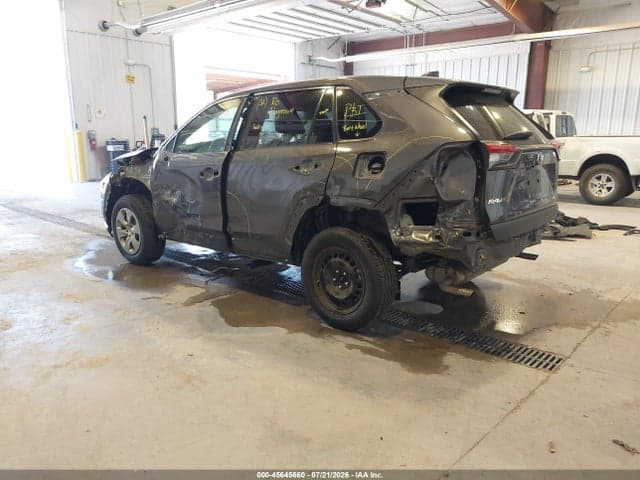 2022 TOYOTA RAV4 LE 3