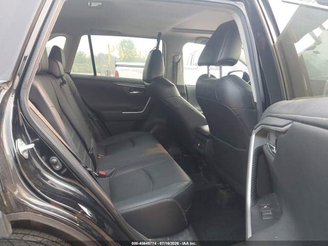 2021 TOYOTA RAV4 LIMITED 8