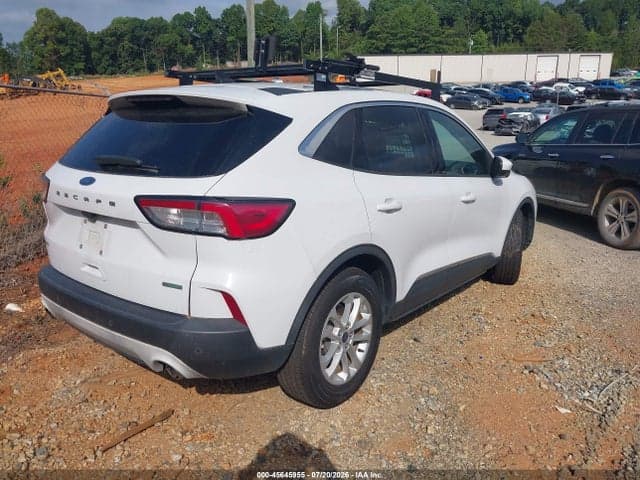 2020 FORD ESCAPE SE 4