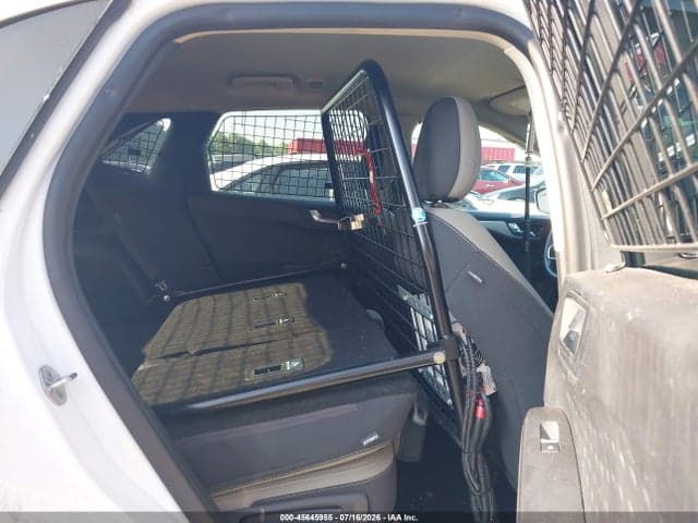 2020 FORD ESCAPE SE 8