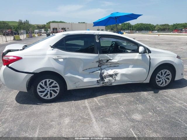 2018 TOYOTA COROLLA LE 6