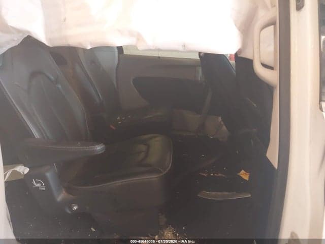 2018 CHRYSLER PACIFICA LIMITED 8