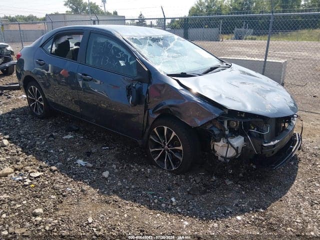 2017 TOYOTA COROLLA SE - 1