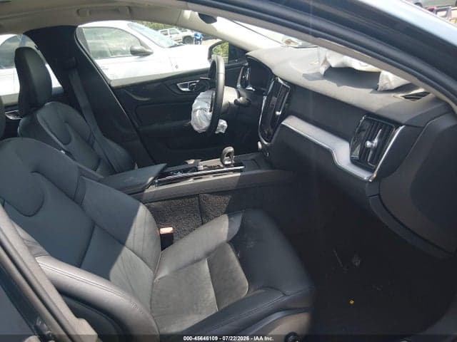 2024 VOLVO S60 B5 CORE DARK THEME 5