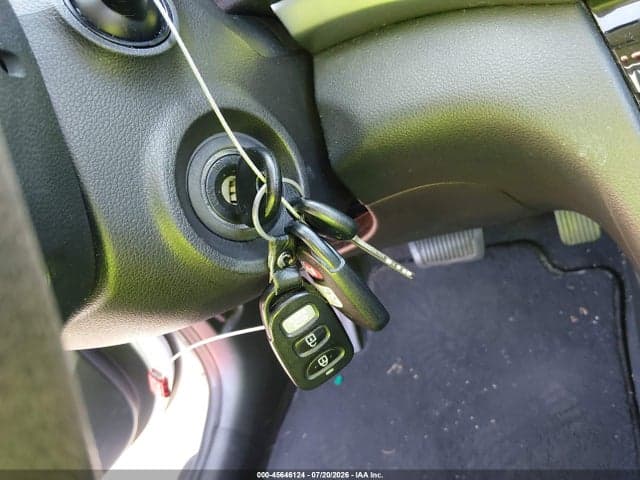 2019 HYUNDAI ELANTRA SE 11