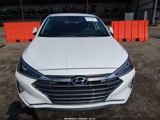 2019 HYUNDAI ELANTRA SE 13