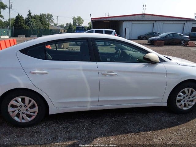 2019 HYUNDAI ELANTRA SE 14
