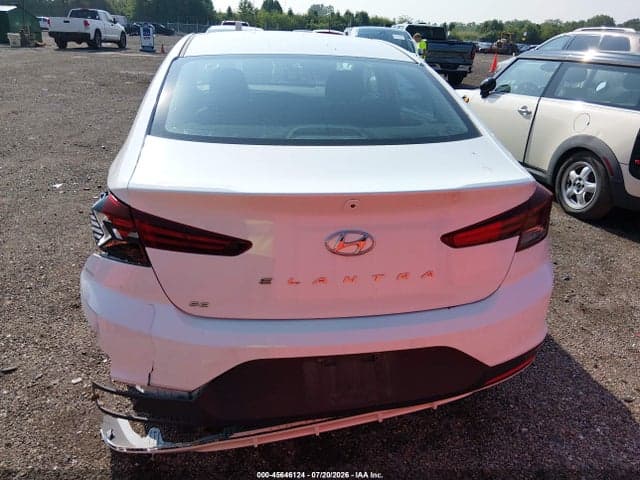 2019 HYUNDAI ELANTRA SE 17