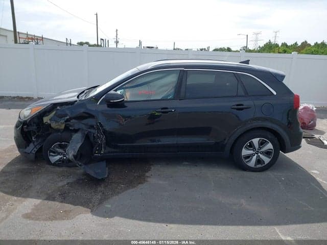 2018 KIA NIRO EX 13