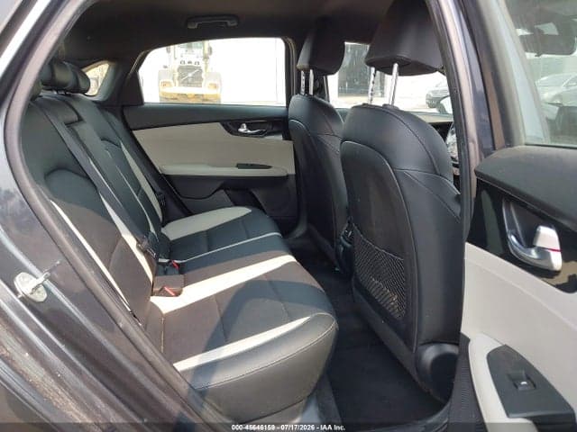 2019 KIA FORTE EX 8