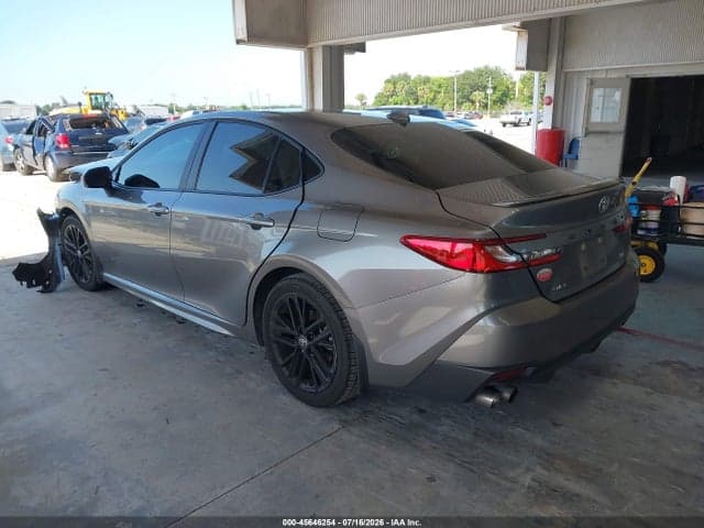 2025 TOYOTA CAMRY SE 3