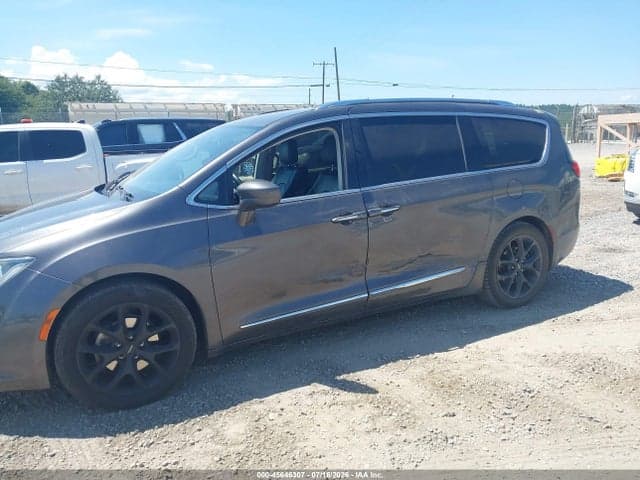 2018 CHRYSLER PACIFICA TOURING L 6