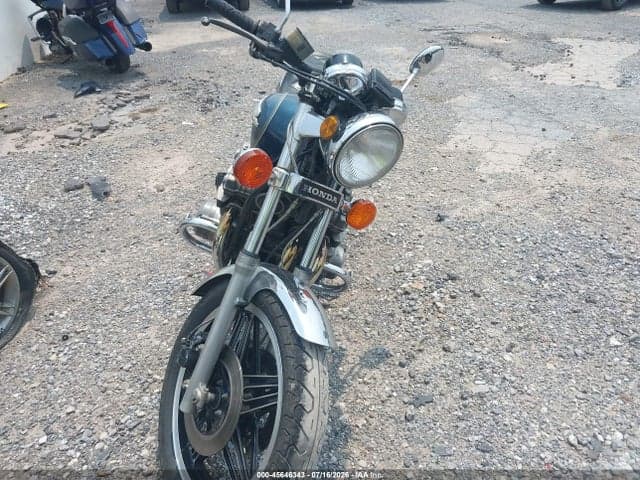 1981 HONDA CB750 C 5